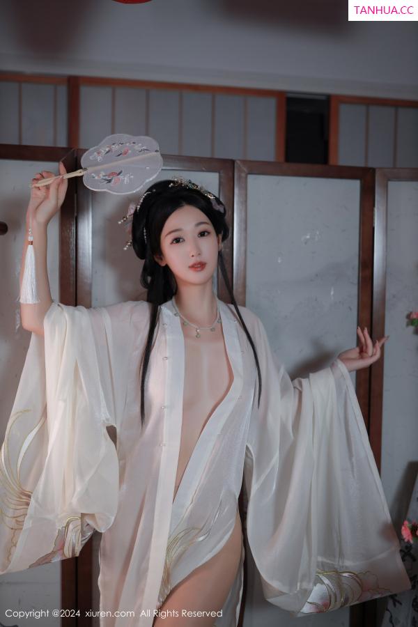 唐安琪  [XiuRen]高清写真图 2024.07.22 No.8898 唐安琪 丝袜美腿第51张图片
